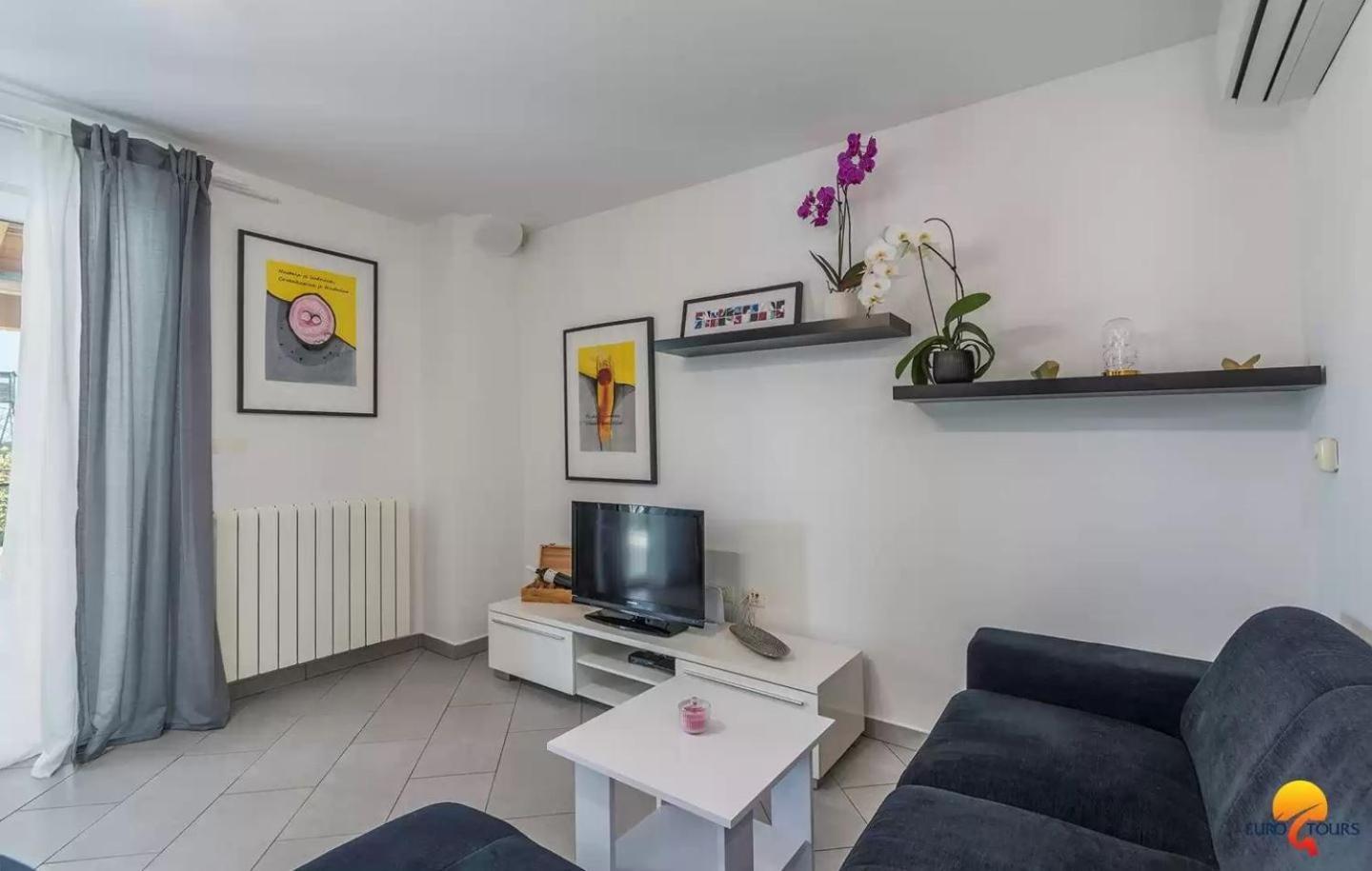 Villa Grguci กานฟานาร์ ภายนอก รูปภาพ