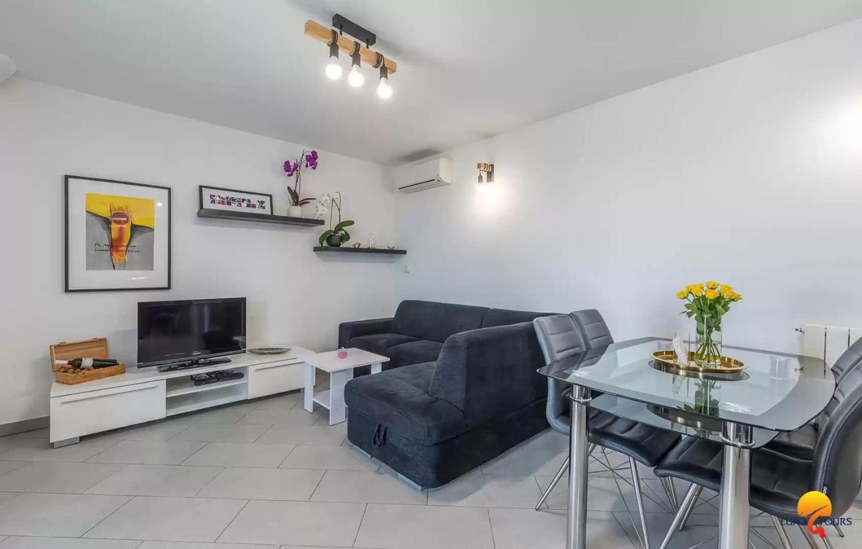 Villa Grguci กานฟานาร์ ภายนอก รูปภาพ
