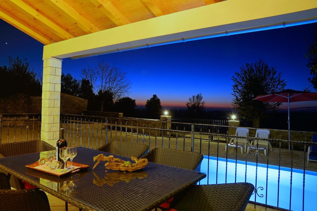 Villa Grguci กานฟานาร์ ภายนอก รูปภาพ